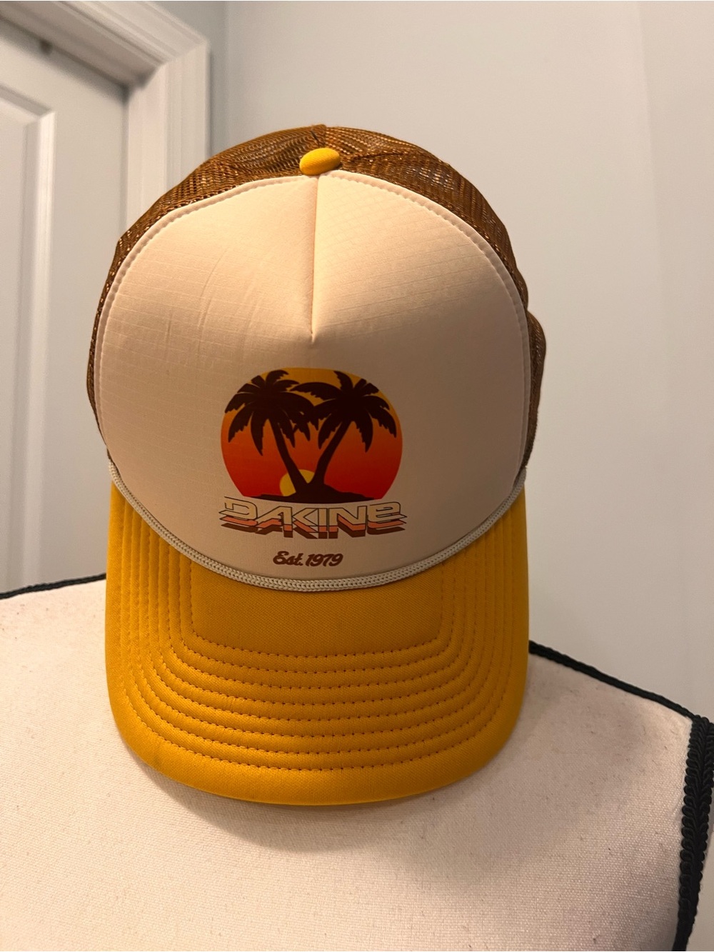 Dakine Trucker Hat Sunset Palm Tree Graphic Snapback Cap - Picture 5 of 14